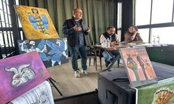 Yazar ve Ressam Hüseyin Özsoy, Hakkari'de Okurlarıyla Buluştu