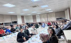 Yeşilay Hakkâri, Gençlik Merkezinde Üniversiteli Gençlerle Buluştu