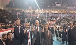 Yeniden Refah Partisi’nin 3. Olağan Kongresine Hakkari'den 300 Kişi Katıldı