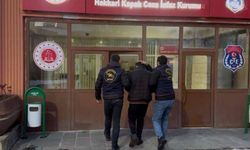 Hakkari'de Kesinleşmiş Hapis Cezası Bulunan 2 Kişi Yakalandı
