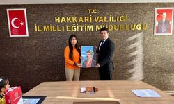 Hakkari’de “Dilimizi Zenginlikleriyle Yaşatalım” Projesi Kapsamında Öğrenciler Ödüllendirildi