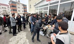 Hakkari'de Yerli Malı Haftası’nda Cemaate Keledoş İkramı