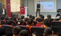 Öğrenci ve Öğretmenlere AFAD’dan Afet Farkındalık Eğitimi
