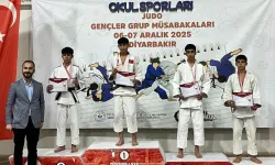 Genç Sporcular Hakkari’yi Türkiye Şampiyonası’na Taşıdı