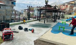 Hakkari’nin Parkları Yenileniyor