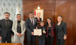 Hakkârili Öğrenciden Uluslararası Arenada Büyük Başarı