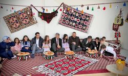 Hakkari'de Minik Öğrenciler Yerli Malı Bilinciyle Buluştu