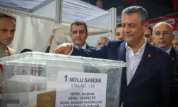 CHP’nin 39’uncu Olağan Kurultayı Tamamlandı: Özel’in Listeleri Firesiz Geçti