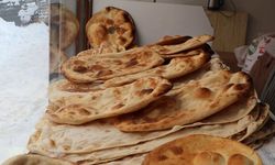 Zamlı Ekmek Sofradan Düşüyor: Yurttaş Bayat Ekmeğe Yöneldi