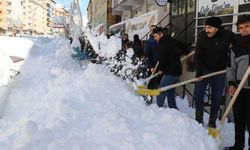 Hakkari’de Kar ve Fırtınaya Karşı Seferberlik: 274 Güvenlik Korucusu Sahada