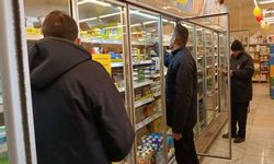 Hakkari’de Marketlere Sıkı Denetim: Son Kullanma Tarihi Geçmiş Ürünlere Ceza