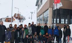 Hakkari'de Gençler Yarıyıl Tatilinde “Gençliğe Değer” Kampında Buluştu