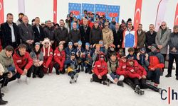 Yüksekova’da Kayakla Barış ve Kardeşlik Rüzgârı Esti