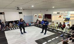 Minik Öğrencilere Polislik ve Trafik Bilinci Eğitimi