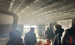 Hakkari'de Bir Ev Alevlere Teslim Oldu: Evde Büyük Maddi Hasar