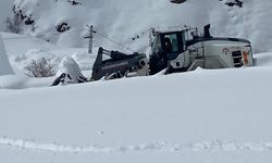 Hakkâri’de Zorlu Kış Şartlarına Karşı Kesintisiz Kamu Hizmeti