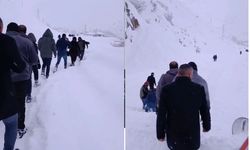 Hakkâri’de Çanaklı Köyü Yakınlarında Mahsur Kalan 20 Kişi Köylüler Tarafından Kurtarıldı