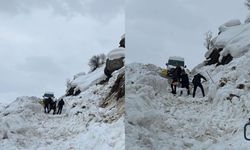 Hakkâri’de Çığ Engeli: Köylüler Öğrenci Servisi İçin Seferber Oldu