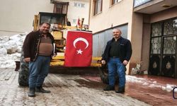 Durankaya Belediyesi’ne Kardeş Belediyeden Greyder Desteği