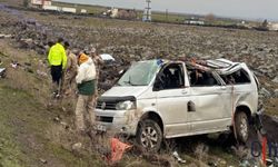 Yağmur Can Aldı: Kamyonet Devrildi, 2 Ölü, 6 Yaralı