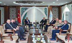 AK Parti Genel Başkan Yardımcısı Hüseyin Yayman’dan Hakkâri Valiliği’ne Ziyaret