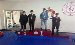 Durğun Türkiye Üçüncüsü Oldu, Bronz Madalyayı Hakkâri’ye Getirdi