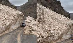 Hakkari’de Ceylanlı Köyü Yoluna 5 Noktada Çığ Düştü