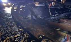 seyir halindeki otomobil alev alev yandı