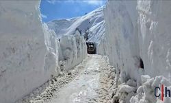 Çığ Tünelleri 4 Metreyi Buldu, Ekipler Zorlandı