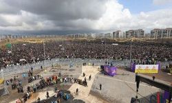 Amed’de Newroz Coşkusu: “Özgürlük ve Demokratik Birlik” Mesajı