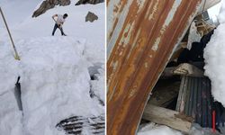 Hakkâri’de Kar Çatıyı Çökertti: Ev Kullanılamaz Hale Geldi