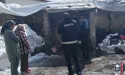 Hakkari’de Toprak Damlı Ev Çöktü: 4 Kişilik Bor Ailesi Açıkta Kaldı