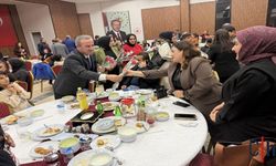 Ak Parti Hakkari’de “Kardeşlik İftarı Gönül Sofrası”nda kadınlarla buluştu