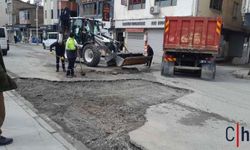 Hakkâri’de Yollarda Onarım Çalışmaları Başladı