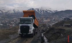 Hakkari’de Yol ve Altyapı Çalışmaları Aralıksız Sürüyor