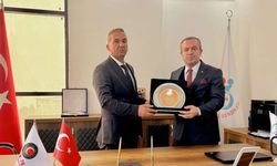 AK Parti Hakkari İl Başkanı Kaya’dan Öz Sağlık-İş Sendikası’na Ziyaret