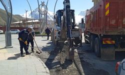 Hakkari’de yol bakım ve onarım çalışmaları sürüyor