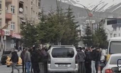 Hakkâri’de Yayaya Araç Çarptı: 1 Kadın Yaralı