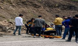Hakkari’de Motosiklet Kazası: Trafik Kısa Süreli Aksadı
