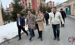 Hakkari’deki Projeler Hızla Devam Ediyor: Cüneyt Zor Çalışmaları İnceledi