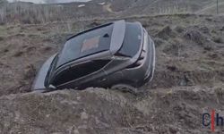 Hakkari –Van Yolunda Kaza: Sürücü Direksiyon Hakimiyetini Kaybetti