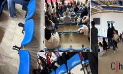 Hakkâri’de 23 Nisan’da utandıran manzara: Aileler kırık koltuklar nedeniyle ayakta kaldı