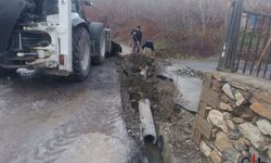 Hakkari’de Yağmur Suyu Kanalları Açıldı: Ekipler Seferber Oldu