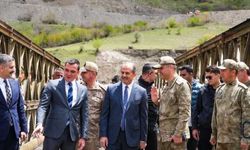 Vali Taşyapan: TSK Heyelan Bölgesinde Gece Gündüz Çalışıyor