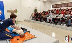 Geleceğin Öğretmenlerine Hayat Kurtaran Eğitim: Hakkari Üniversitesi’nde İlk Yardım Seferberliği