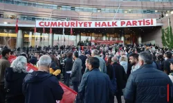 CHP Genel Merkezi’nde: Kılıçdaroğlu ve Özel destekçileri karşı karşıya geldi