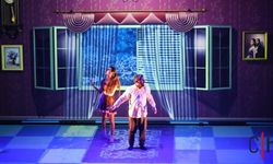 Sanat Rüzgarı Dinmiyor: Festivalin 9. Gününde "Evet Godot" Sahnelendi Uluslararası Tiy