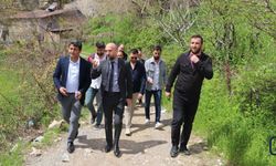 Başkan Demir mahalle mahalle gezip sorunları dinledi