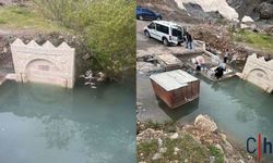 Sümbül Dağı Eteğindeki Çeşme Gölete Döndü, Vatandaş Tepkili
