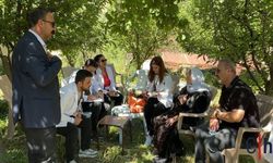 Hakkari'de Mobil KETEM Ekibi İran Sınırındaki Köylere Sağlık Hizmeti Götürdü